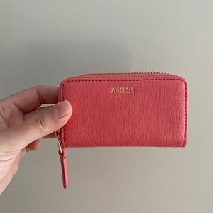 💕 NWT Aritzia pink leather wallet 💕